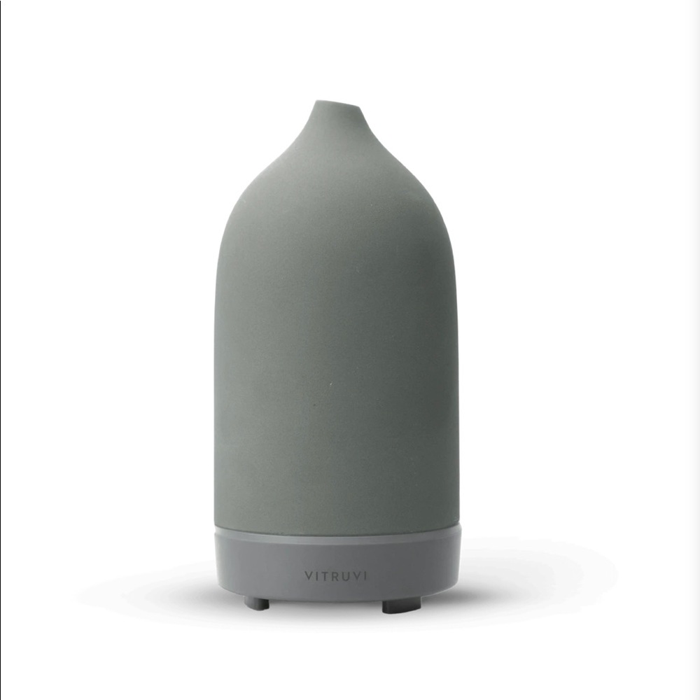 Vitruvi Stone Diffuser in Charcoal Grey